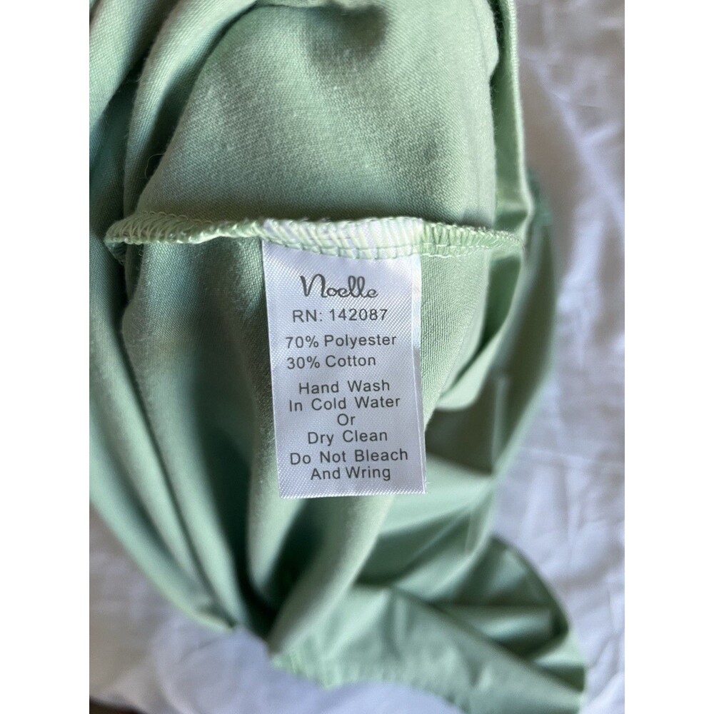 Noelle Knit Dress Size S/M Mint Green Crochet Lace Rosette Embellished - Picture 10 of 10